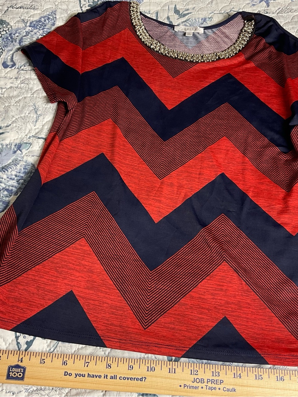 Lavish Red & Navy Chevron Short-Sleeve Top Beaded Neckline women L Cold shoulder